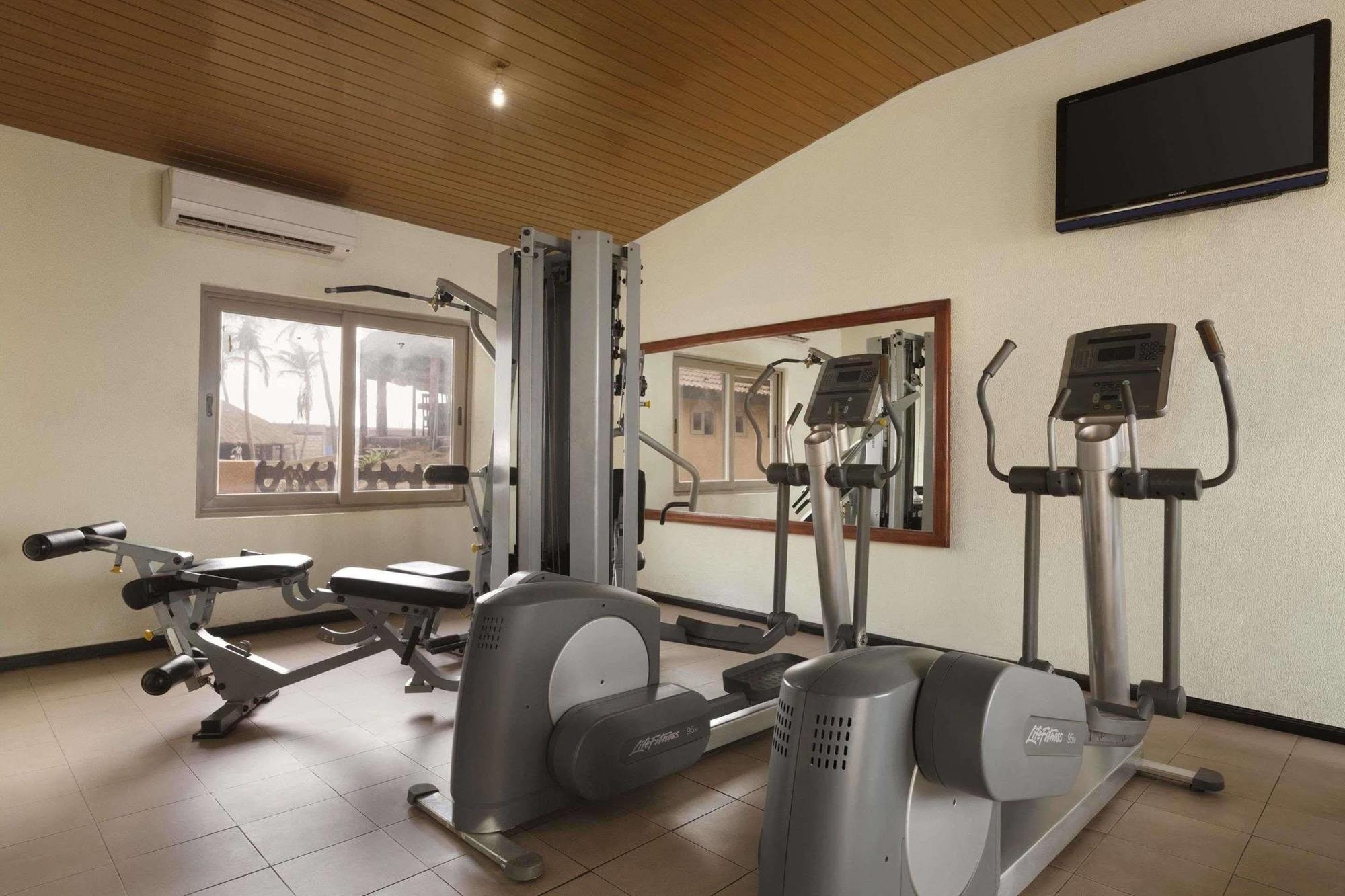 Ramada Resort Accra Ngoại thất bức ảnh