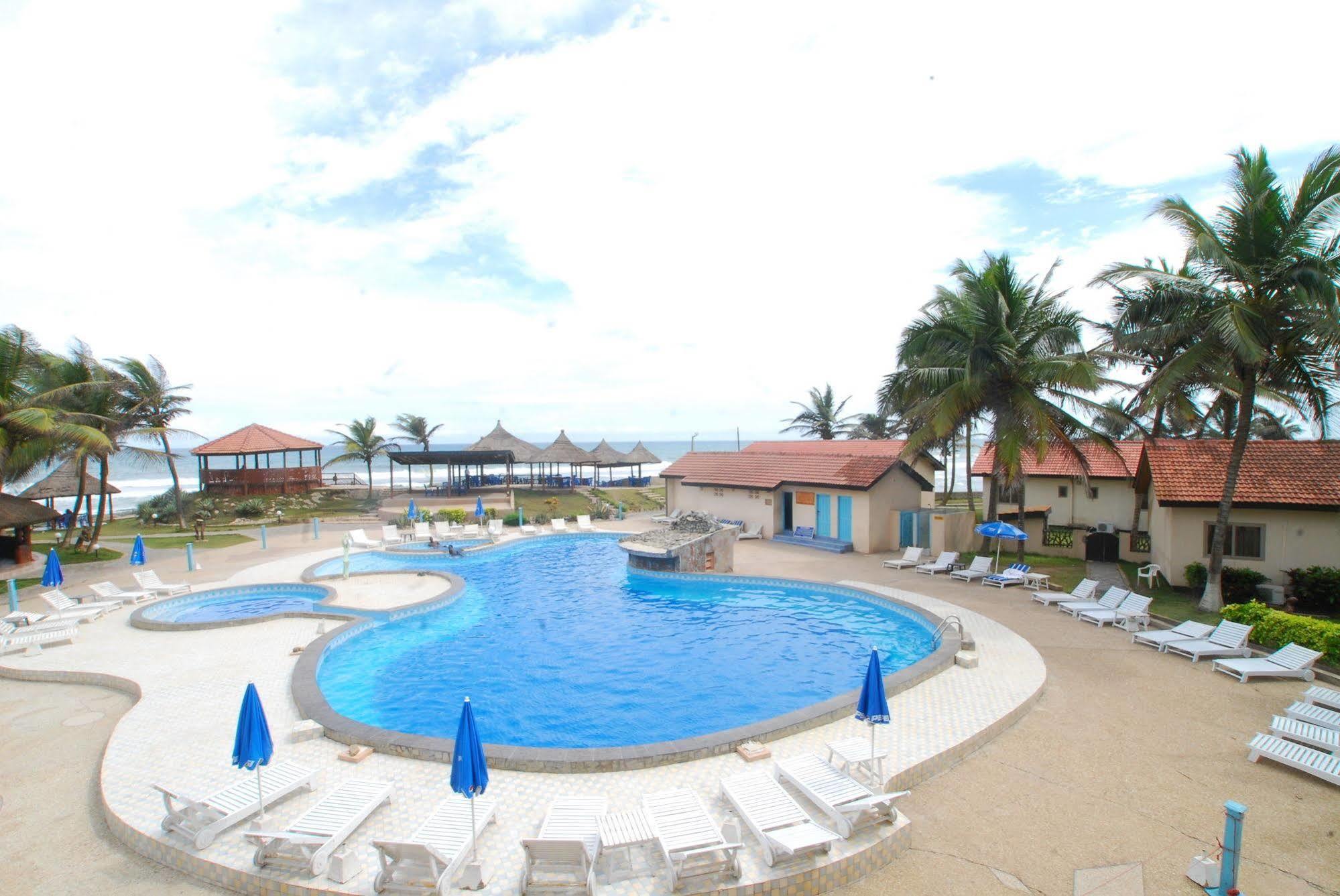Ramada Resort Accra Ngoại thất bức ảnh